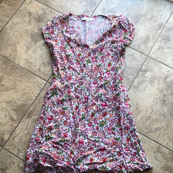 LOFT Dresses & Skirts - Loft button up floral dress